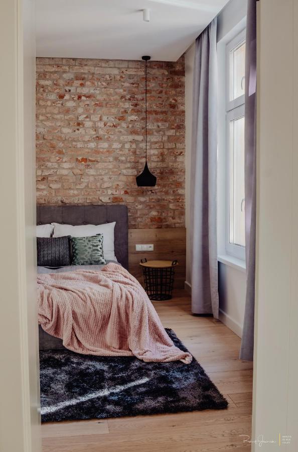 Apartament Lux Cieplice イェレニャ・グーラ エクステリア 写真